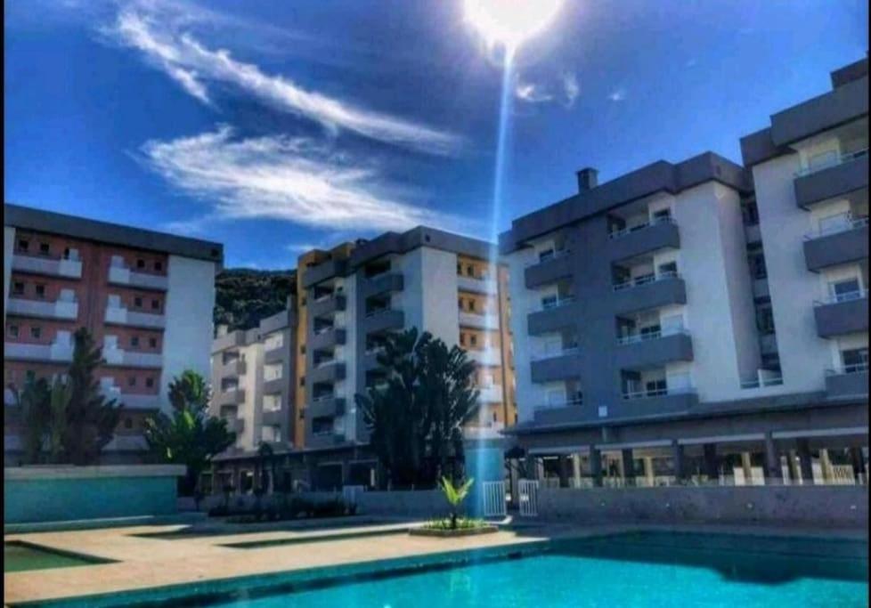 אובטובה Varanda Gourmet, 05 Piscinas, Elevador E Wi-Fi No Condominio Passaredo מראה חיצוני תמונה